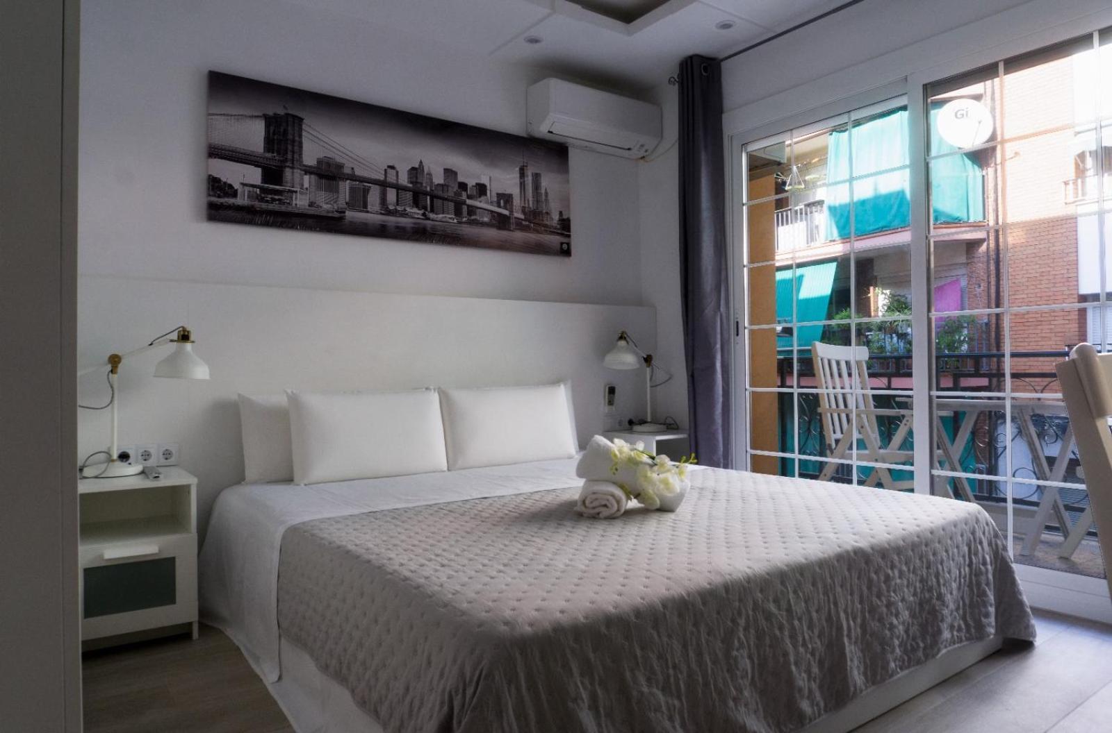 Warm Harbor Apartment Santa Coloma de Gramenet Exterior photo